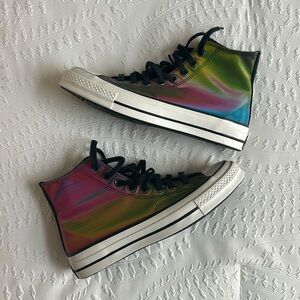 NEW! Converse unisex shoes